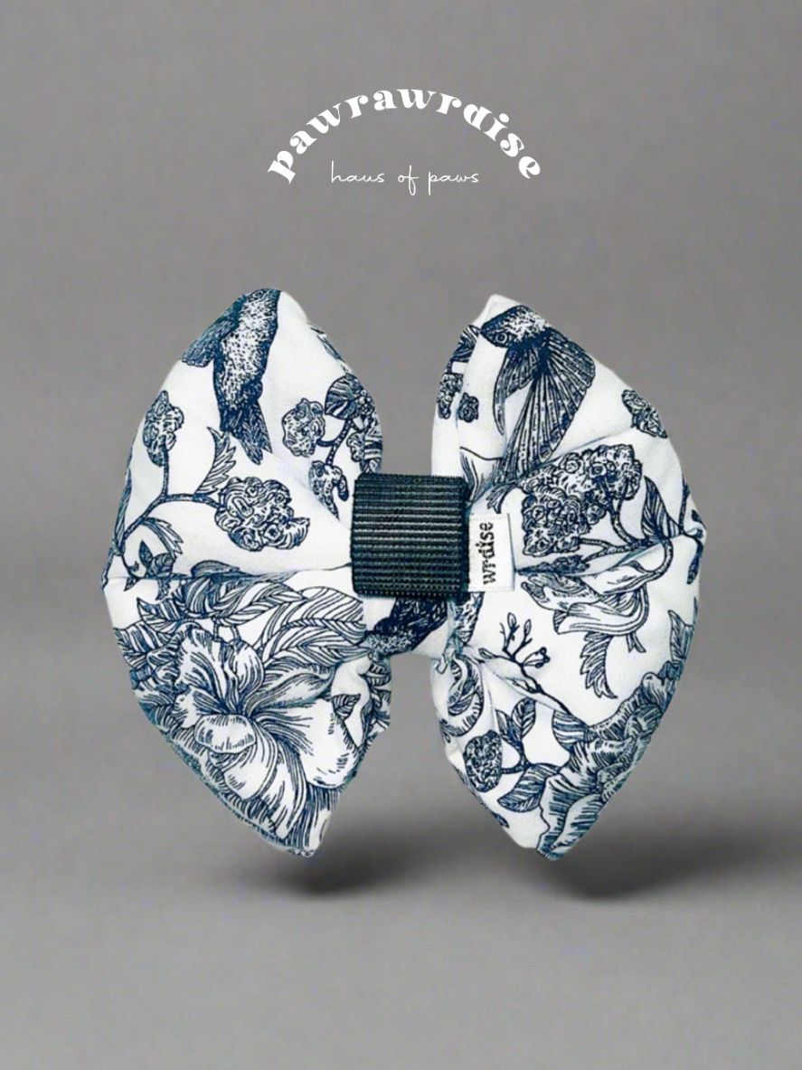 Enchanted Pillow Bow / Dark Blue