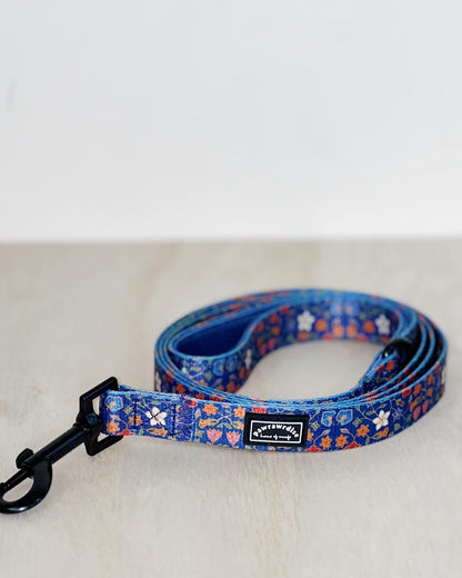 Caddy Batik Leash