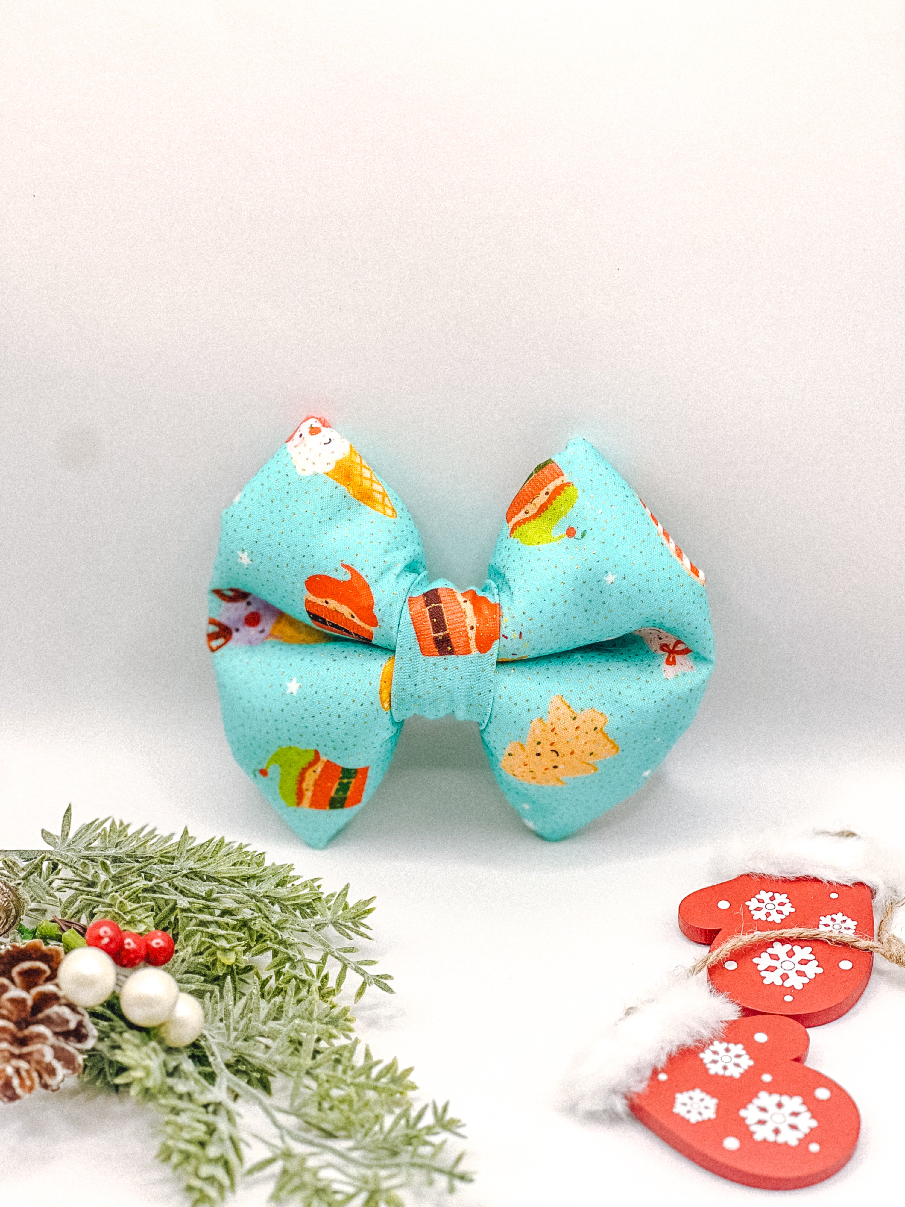 Frosty Sweets Pillow Bow