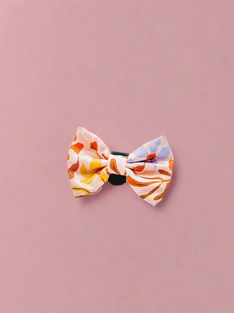 Summer Lurving Bow Tie