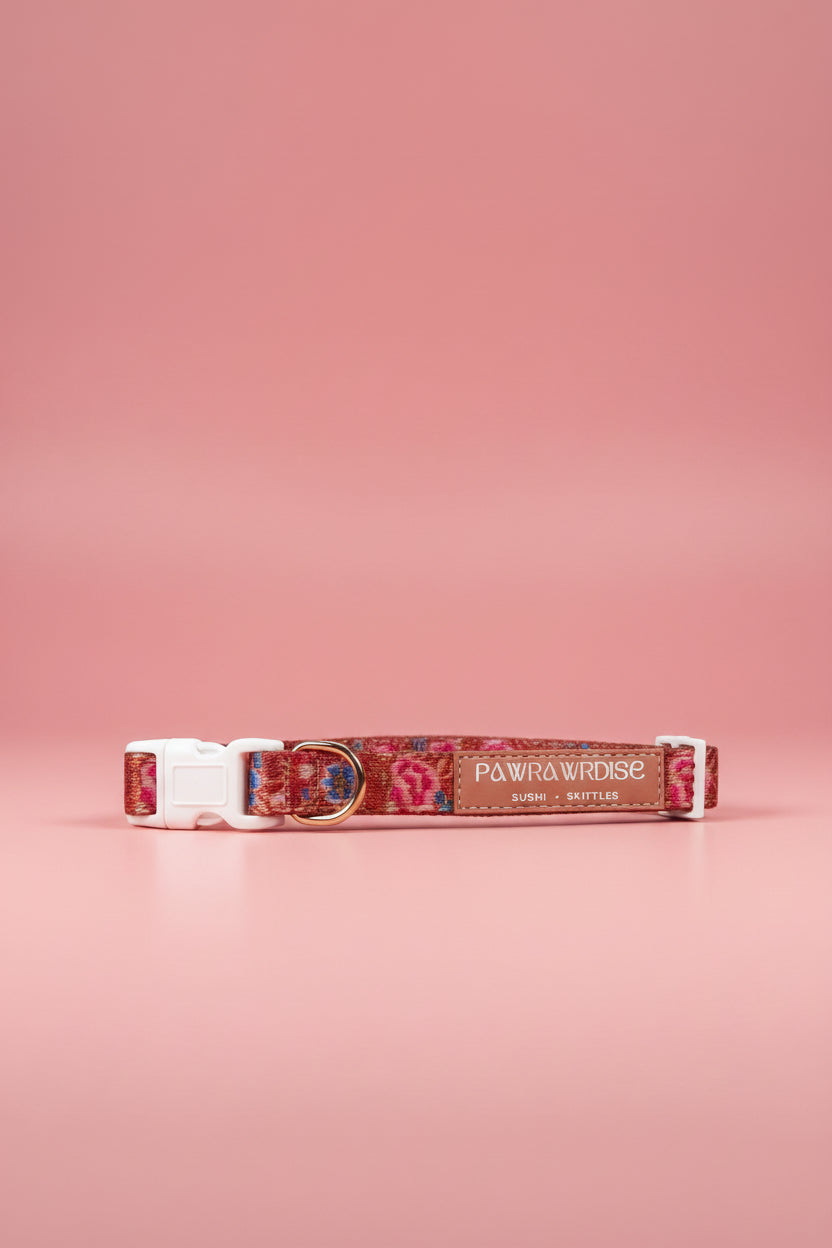 Scarlet Batik Collar