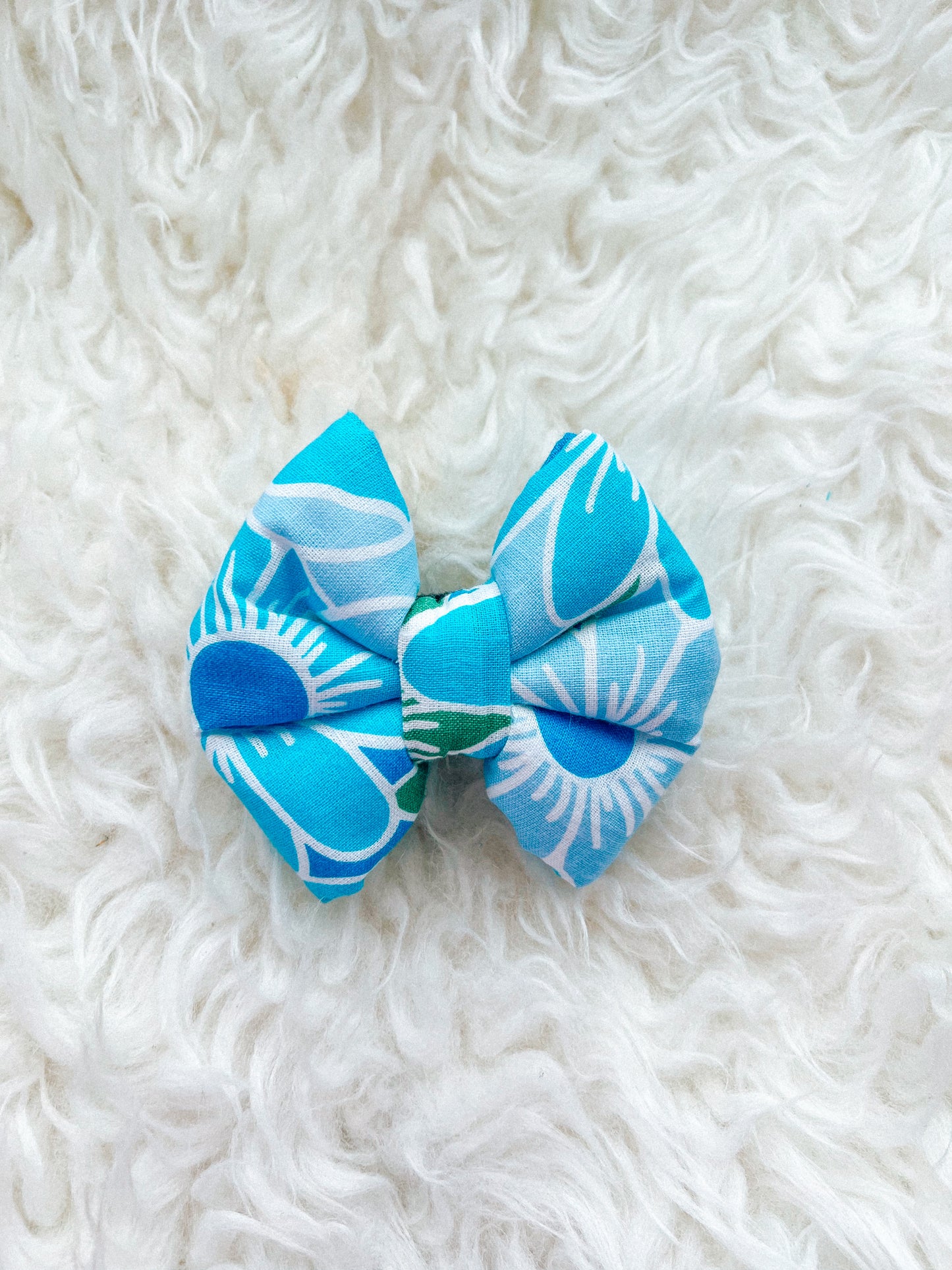 Kamiki Floral Pillow Bow / Blue