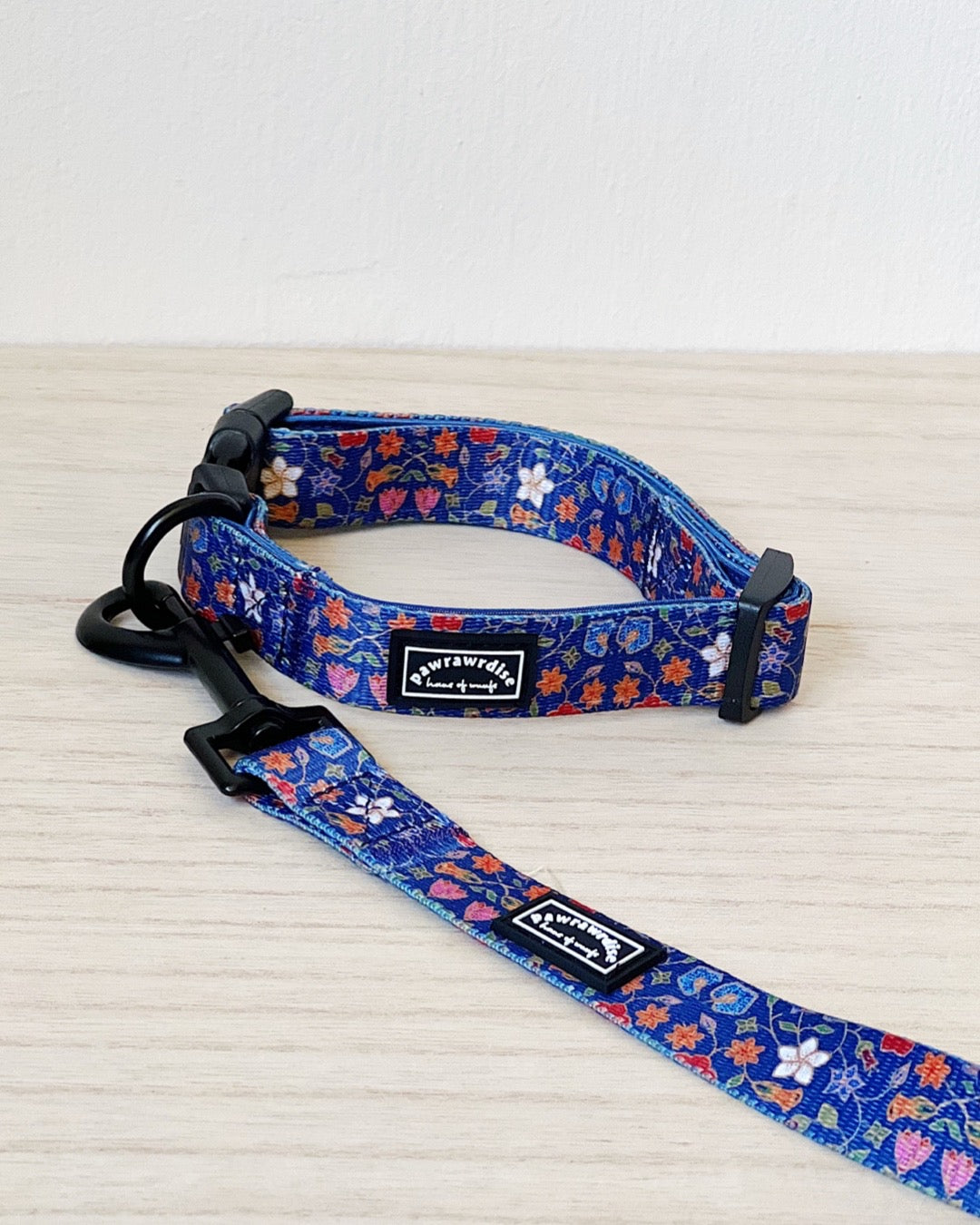 Caddy Batik Collar