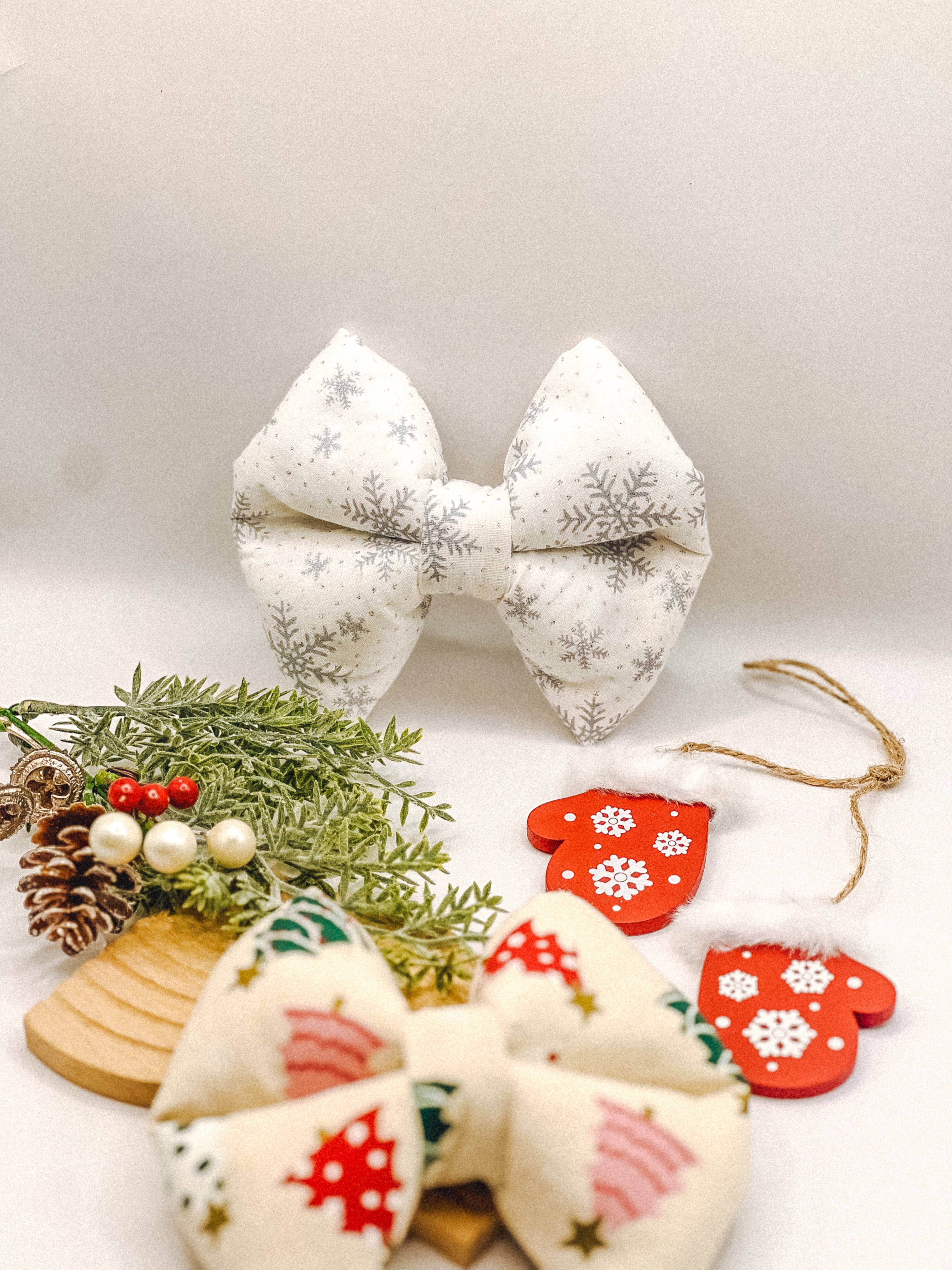 Snowflakes Pillow Bow