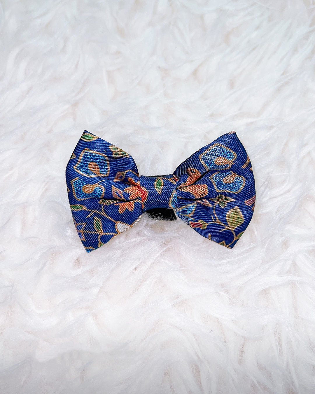 Caddy Batik Bow