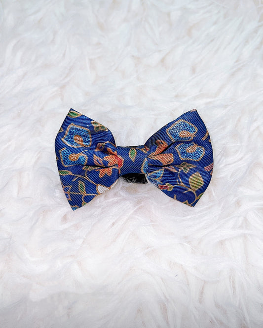 Caddy Batik Bow