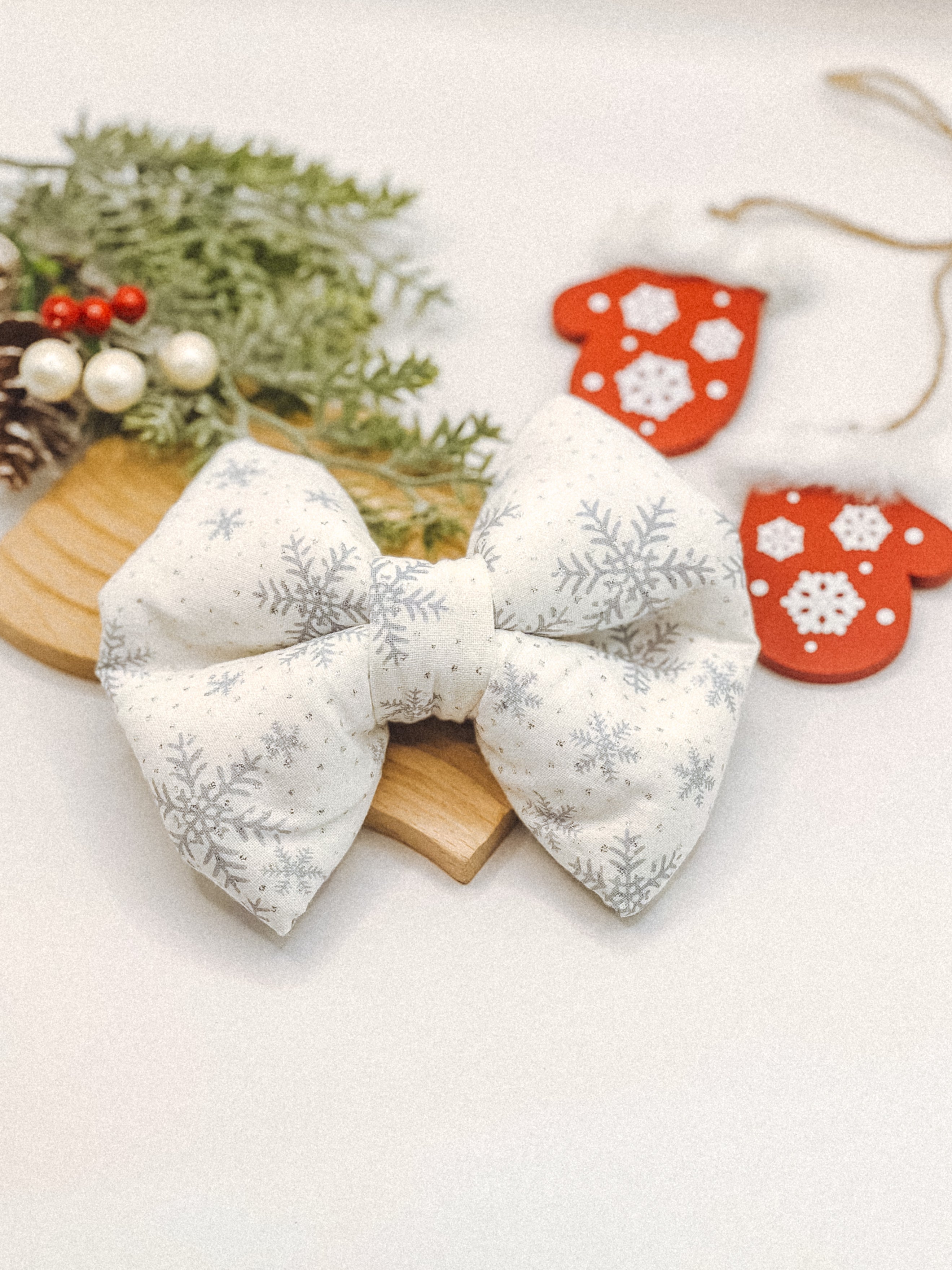Snowflakes Pillow Bow