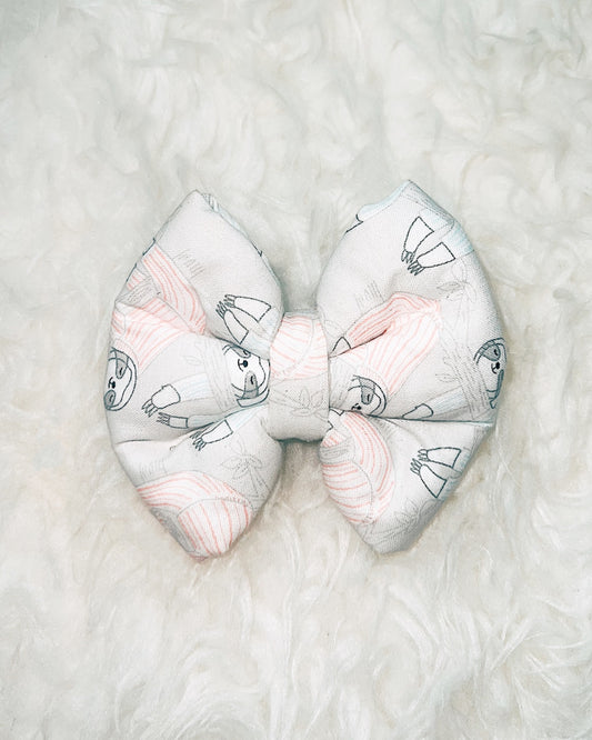 Sloth Pillow Bow