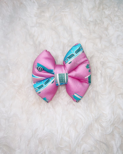 Malibu Dreams Pillow Bow / Pink