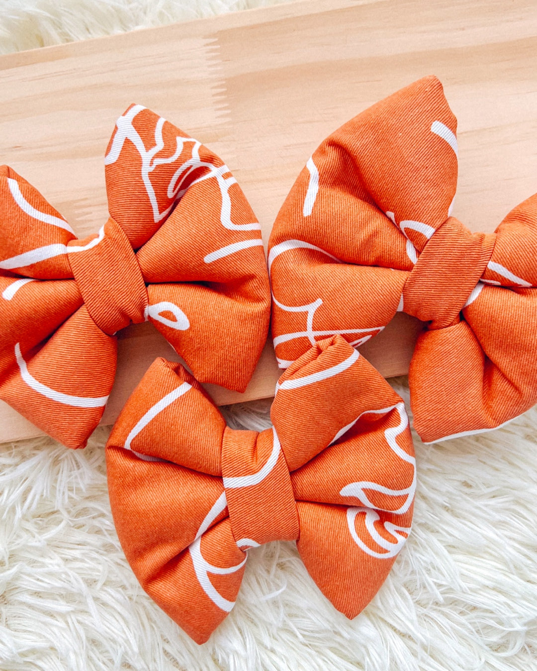 Amie Pillow Bow / Burnt Orange