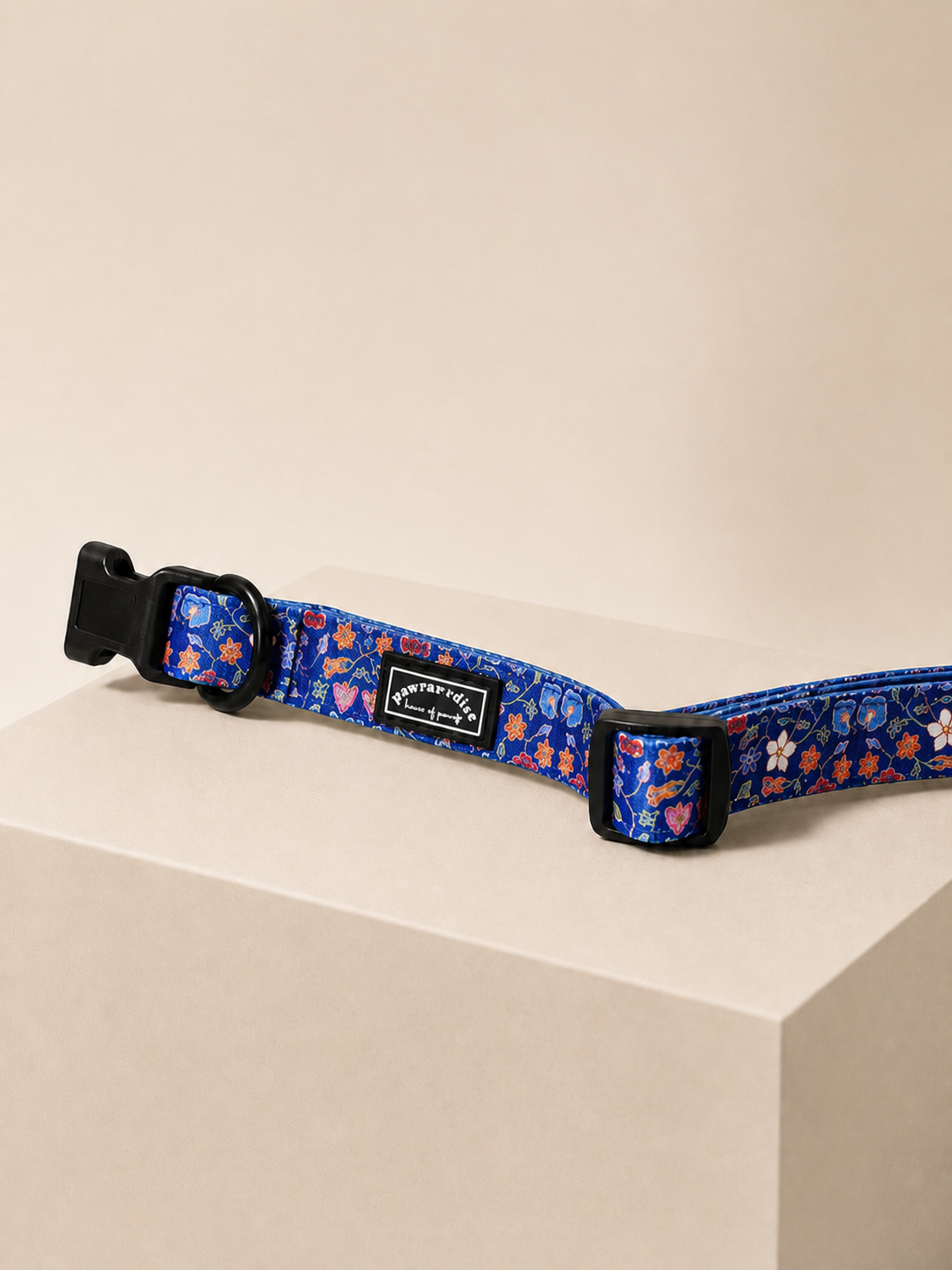 Caddy Batik Dog Collar