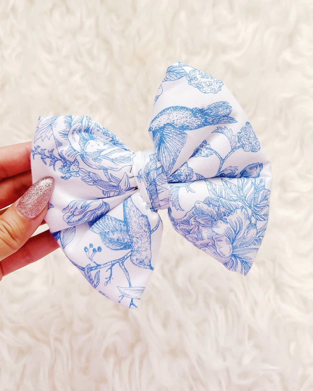 Enchanted Pillow Bow / Blue