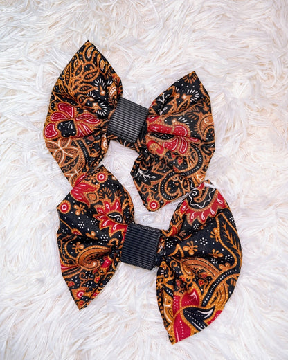 Pam Batik Pillow Bow / Midnight