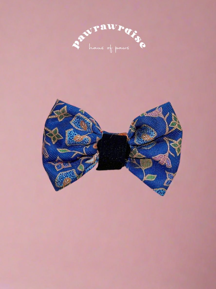 Caddy Batik Bow: decorative pet bow in heritage-inspired batik print