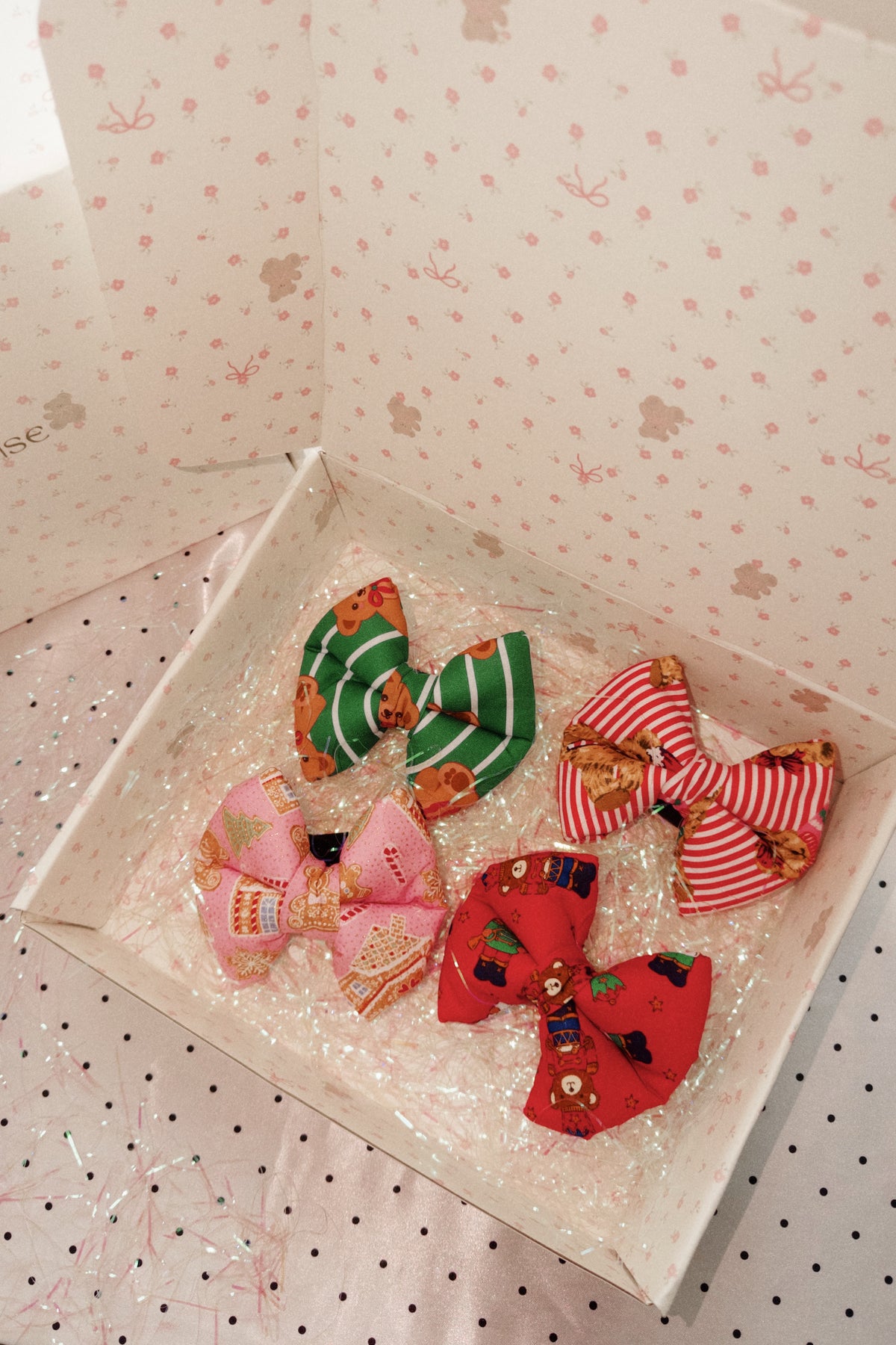 Christmas Teddy Pillow Bow – handmade pet pillow bow for a special occasion
