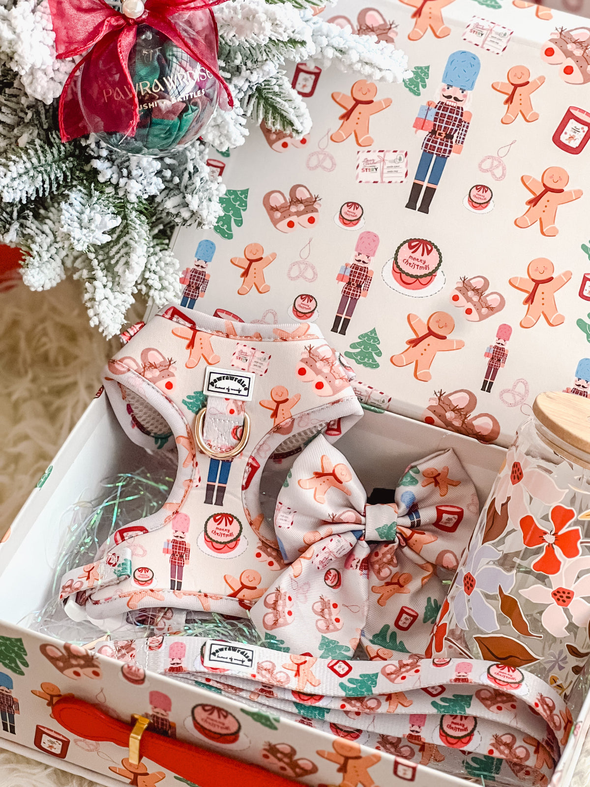 Noel matching harness and walking accessories for dogs and cats in a festive print