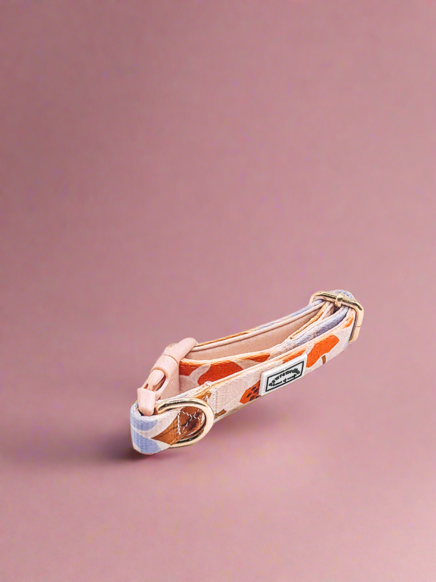 Summer Lurving Dog Collar – adjustable dog collar with D-ring and tropical-inspired print
