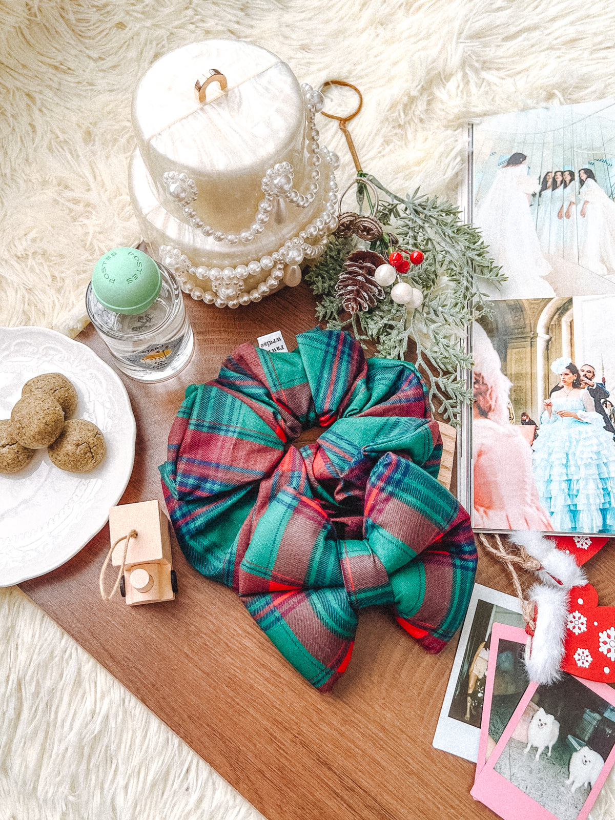 Tartan Pillow Bow – handmade pillow bow for pets in a signature print